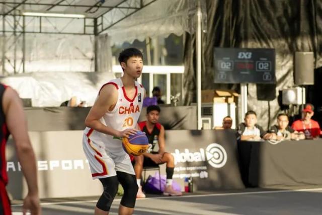 1657383680000002804.jpg 男篮.jpg